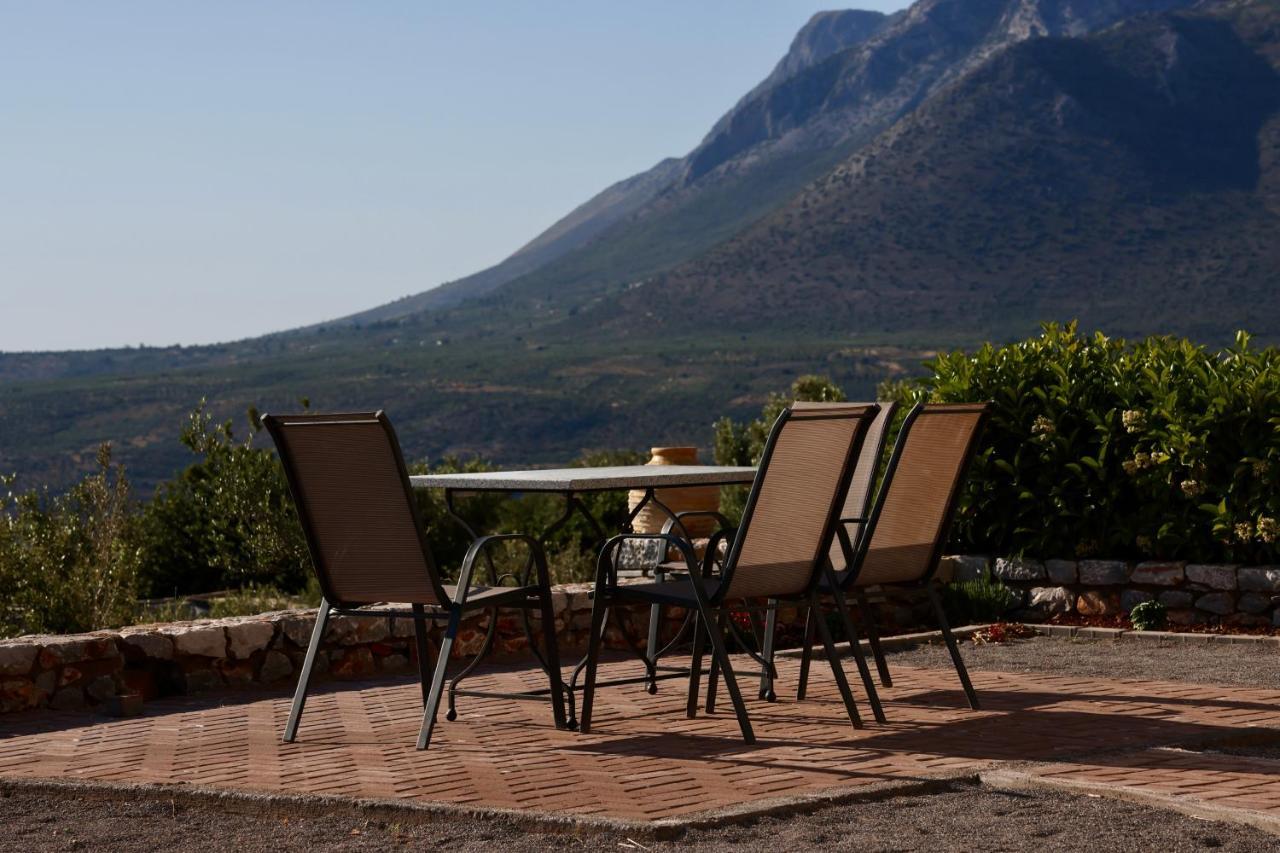 Sunset View Stone House, Mani Holiday home Areopoli